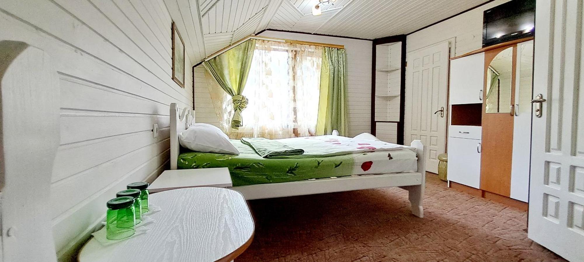 Girska Sonata Hotel & Apartments Mîkulîciîn Cameră foto